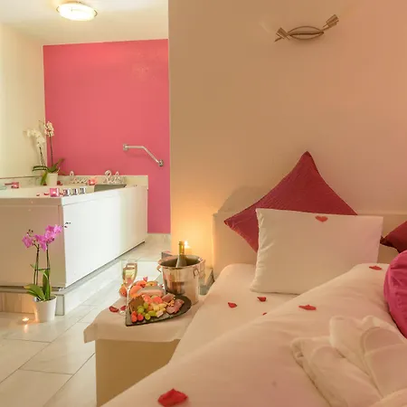 Dala & Hotell 3*