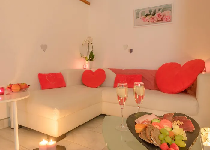 Dala & Ξενοδοχείο 3*